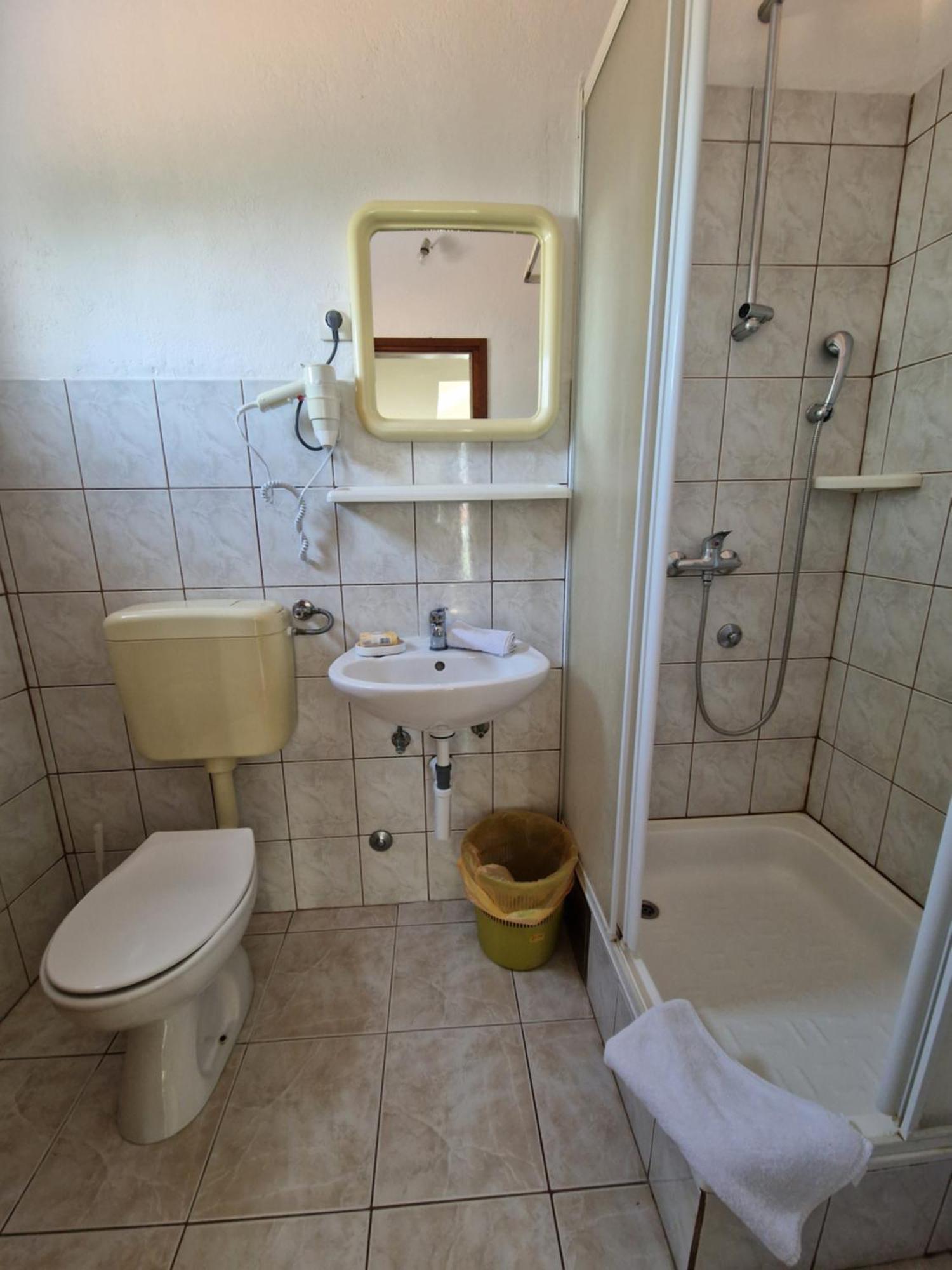 Apartmani "Ivan" Marina Bagian luar foto