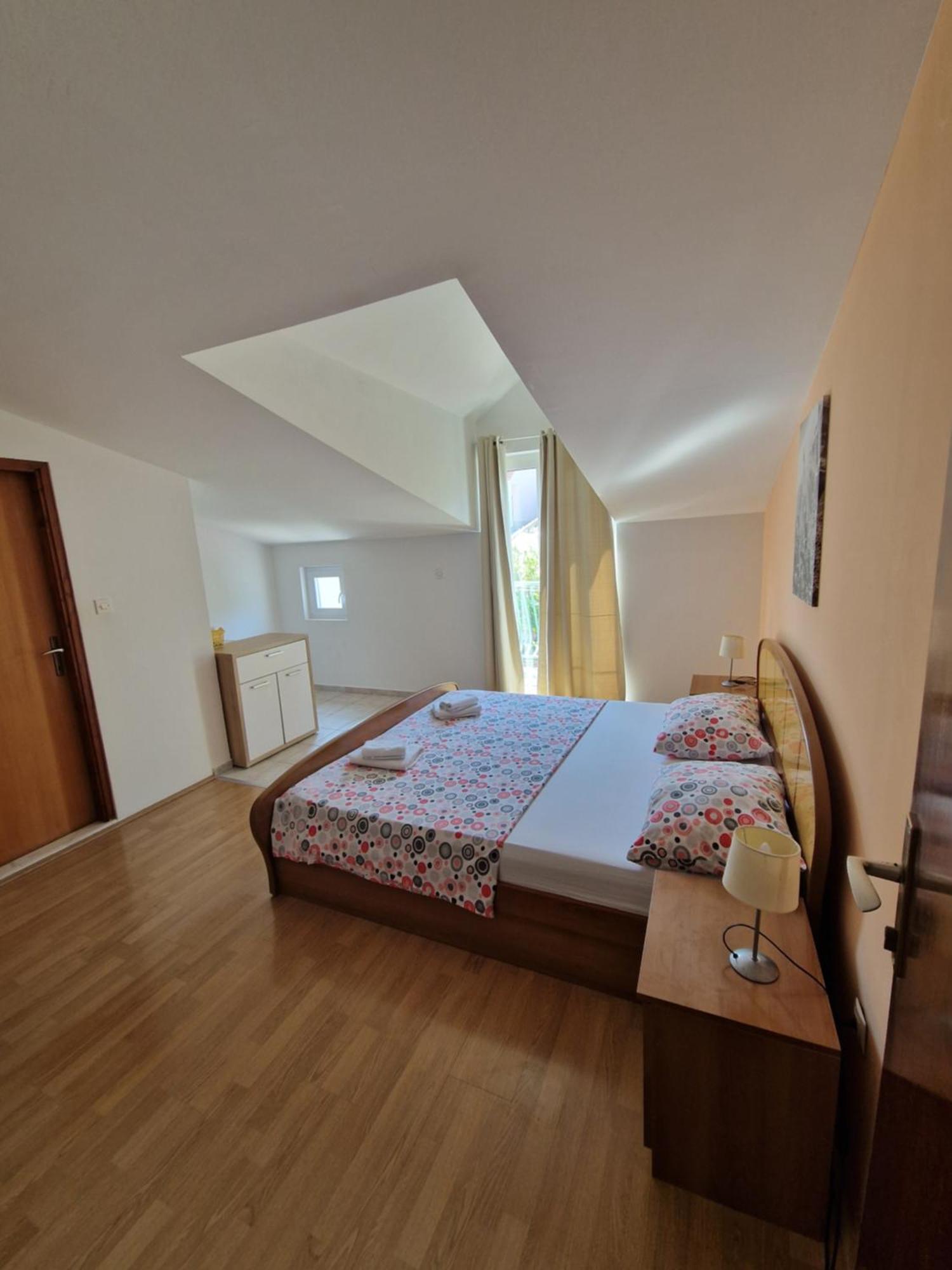 Apartmani "Ivan" Marina Bagian luar foto