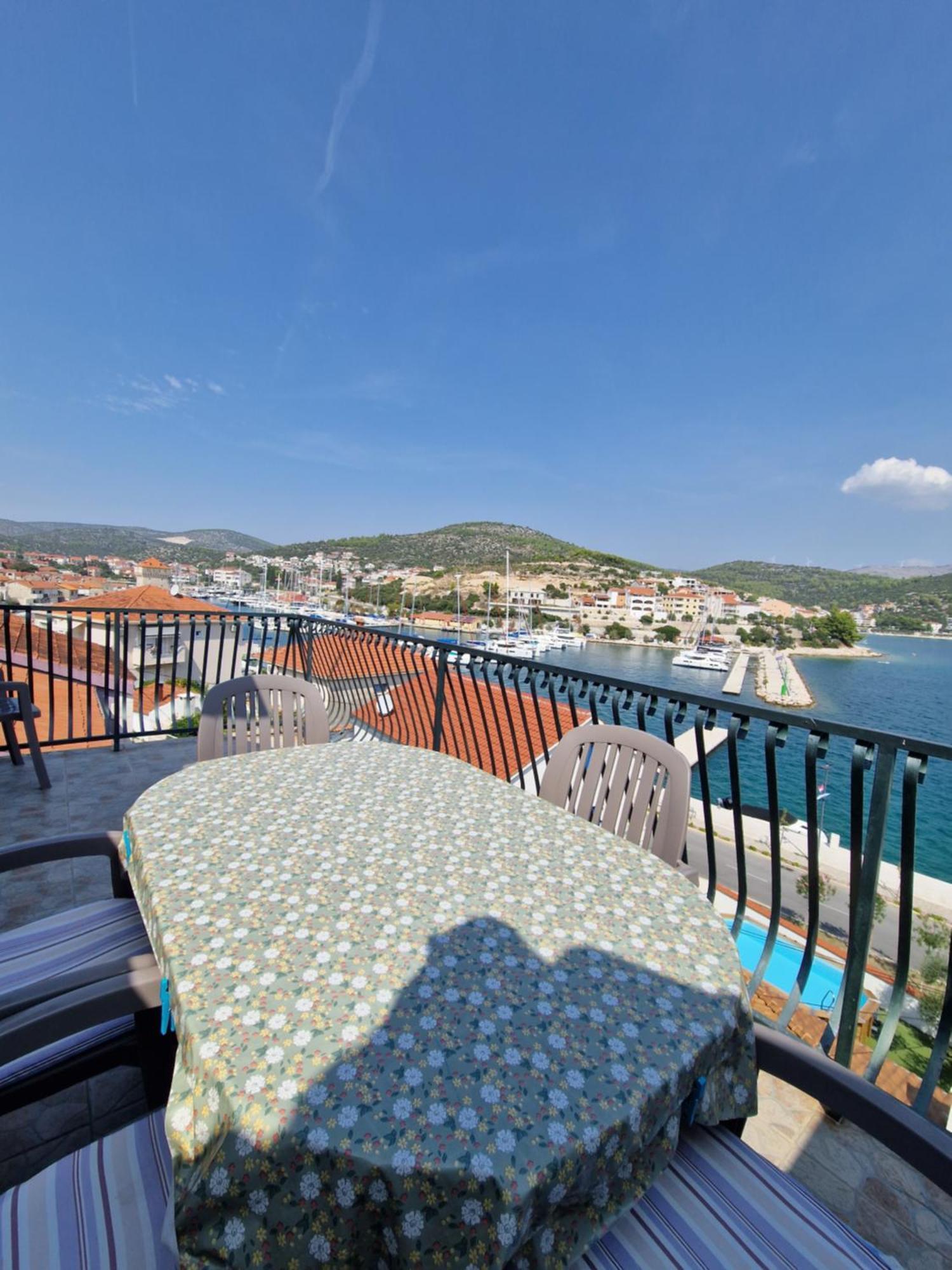 Apartmani "Ivan" Marina Bagian luar foto